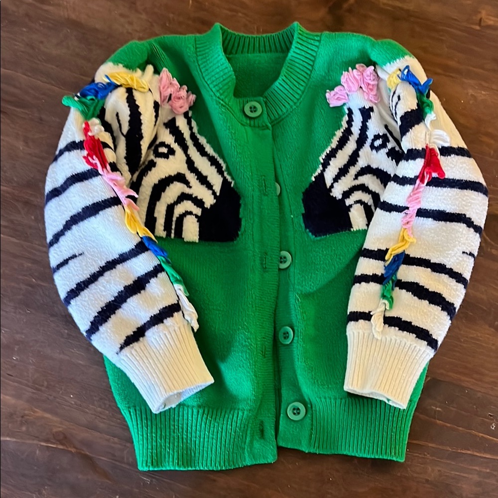 Amazon Green and Black Sweater with Playful Design